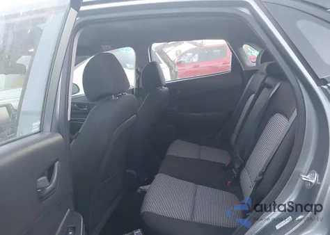 2021 Hyundai Kona Se z USA, uszkodzony, nr VIN KM8K12AA3MU644594
